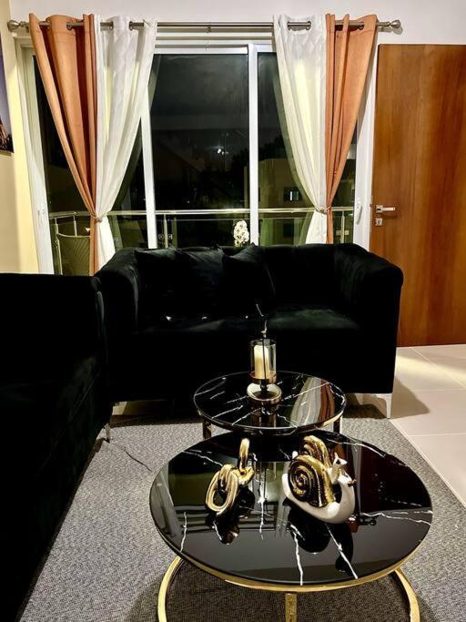 דירות סנטיאגו דה לוס קבאלרוס Magnificent Pent House W/Jacuzzi מראה חיצוני תמונה