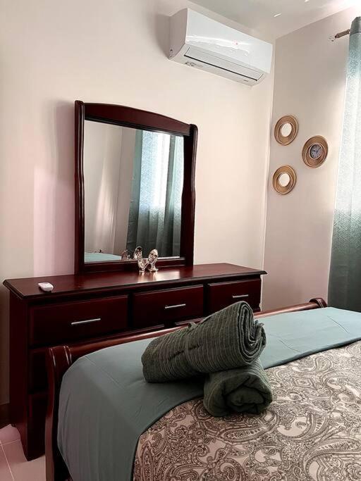 דירות סנטיאגו דה לוס קבאלרוס Magnificent Pent House W/Jacuzzi מראה חיצוני תמונה